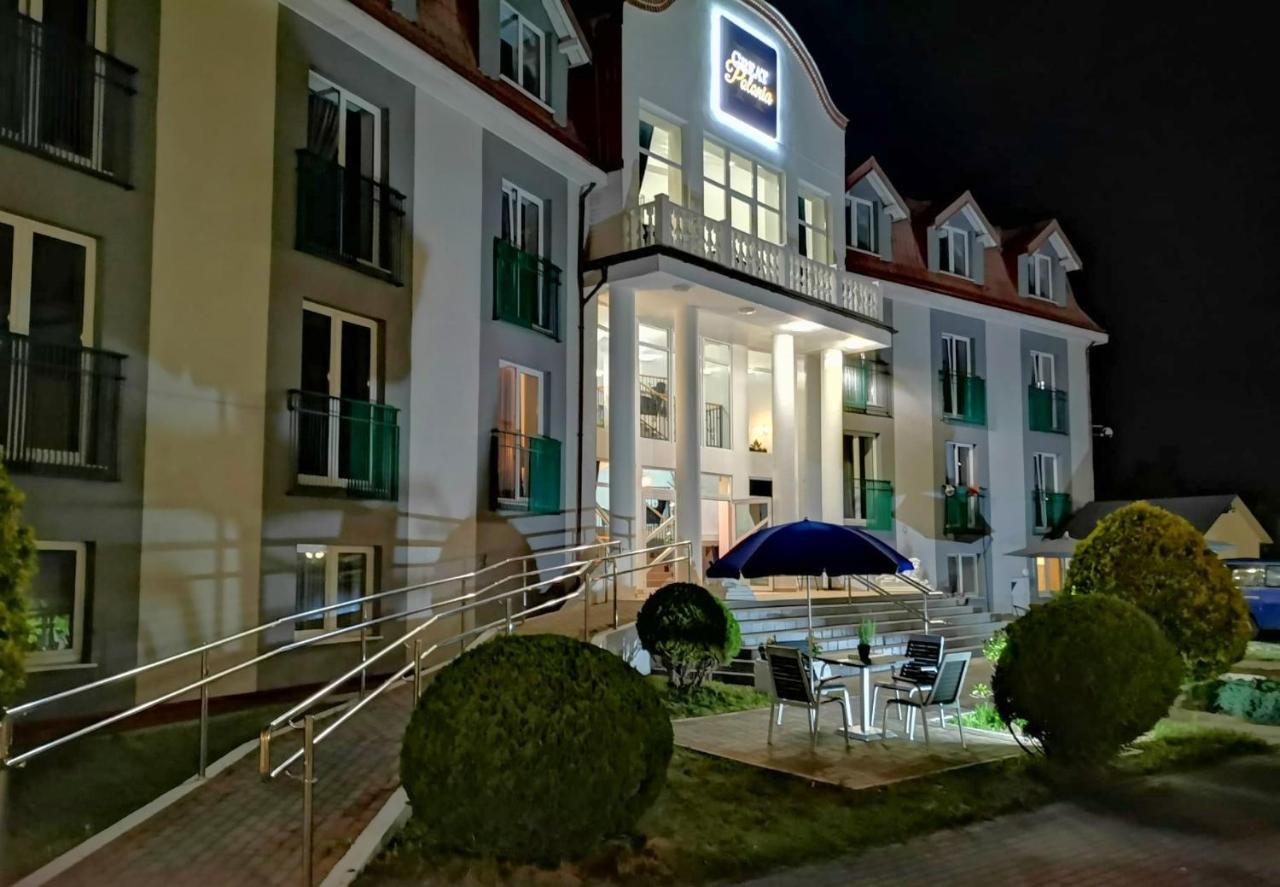 Great Polonia Ustka Bed & Breakfast Exterior photo