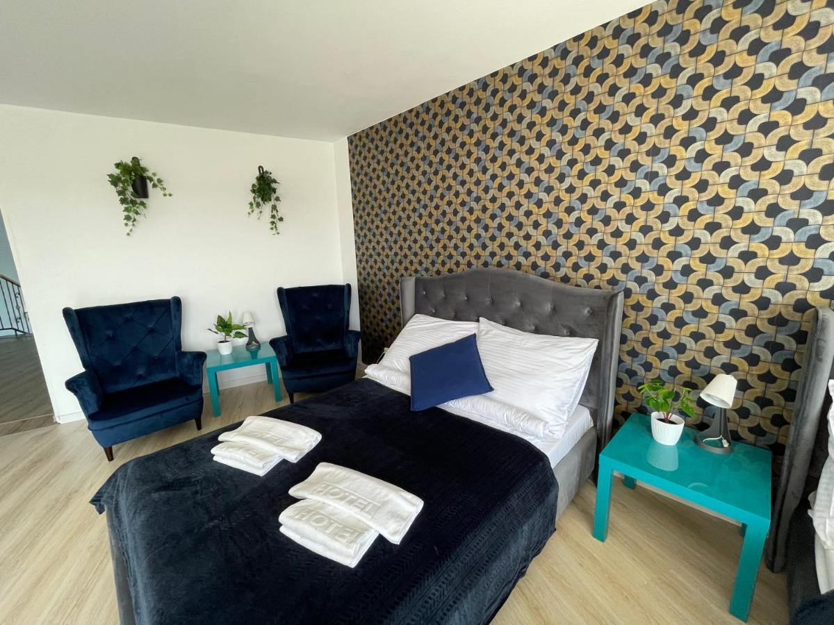Great Polonia Ustka Bed & Breakfast Exterior photo